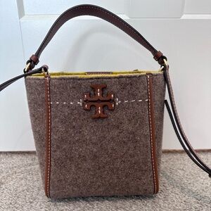 Tory Burch McGraw Felt Small Bucket Bag